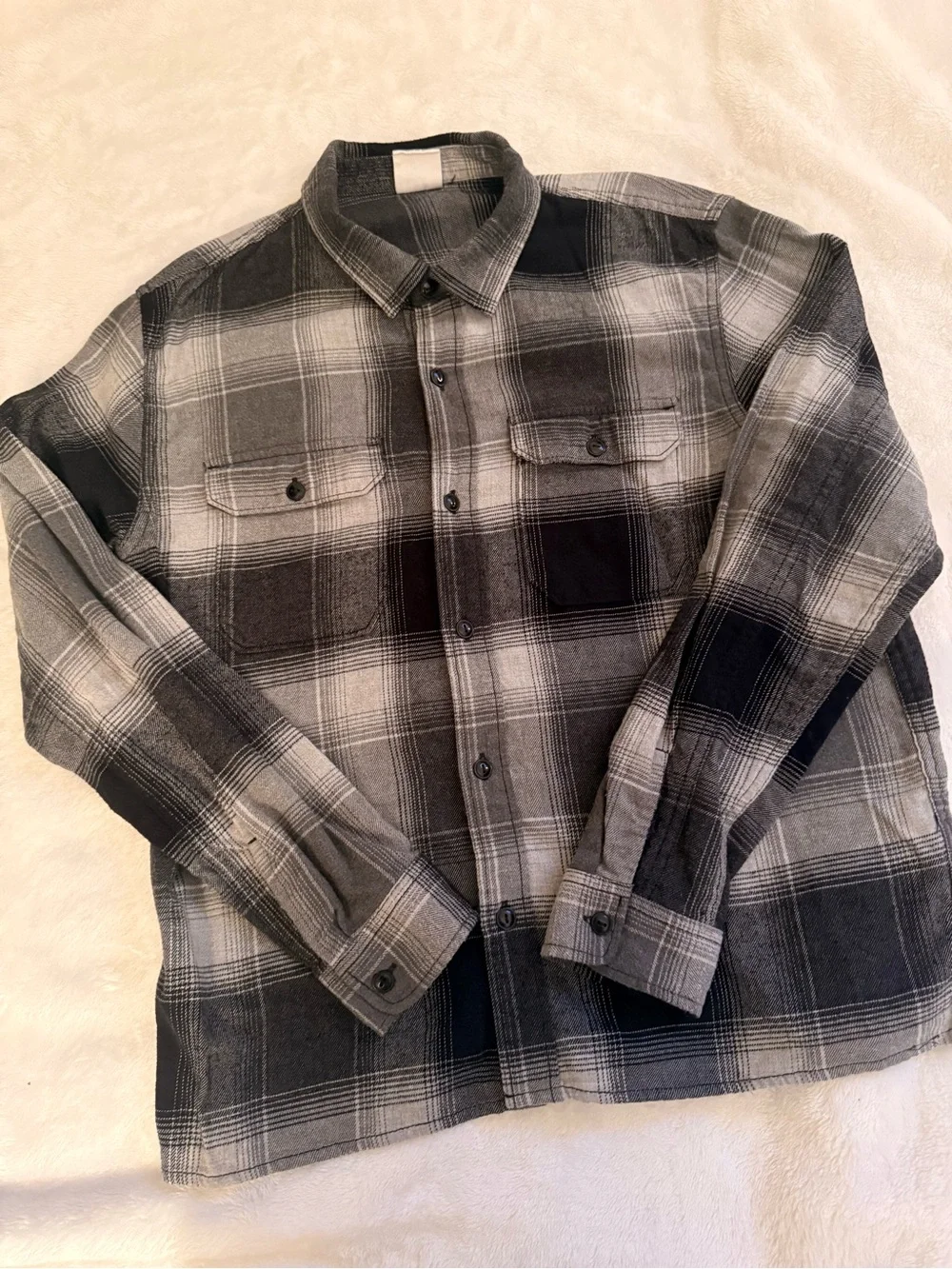 GAP - Black & Gray Plaid Flannel Shirt Kids Sz (XXL)